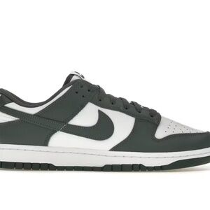 Nike Dunk Low Retro White/Vintage Green Sneakers, men’s 9.5
